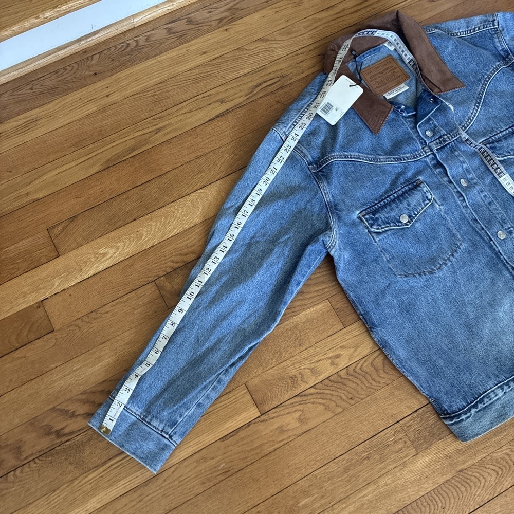Levi's Western Shorthorn Trucker Jacket Sz L Blue Dark Wash Denim Relaxed NWT ! - Picture 10 of 16